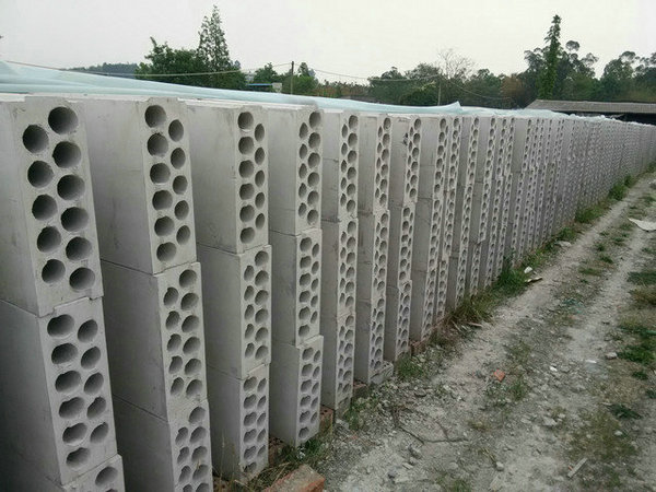 成都輕質磚的建筑性能如何